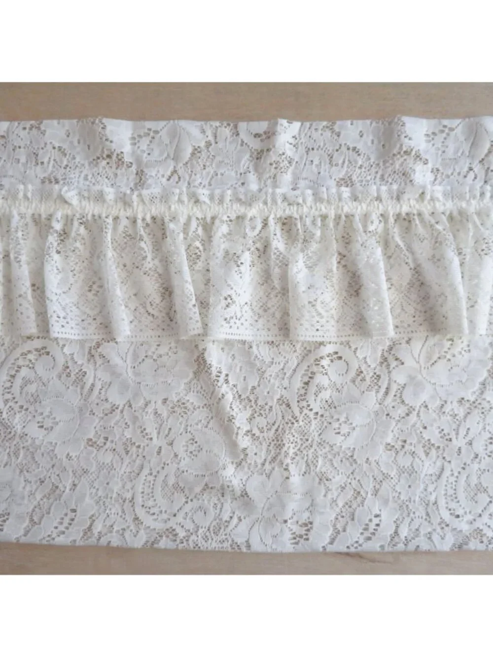 Vintage Off White Lace Curtain Valance Ruffled Trim 17x88 Cottage Shabby Chic